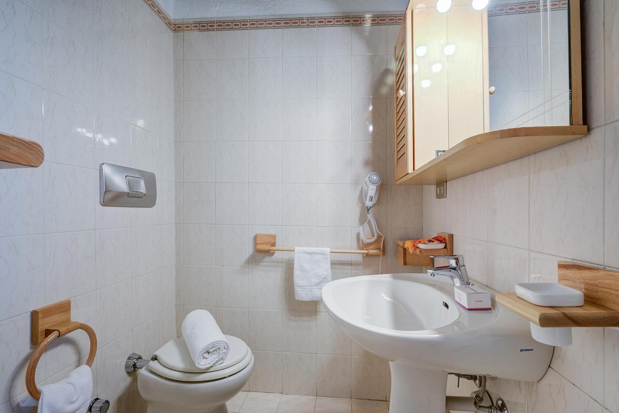 Belvedere Apartments - Happy Rentals Сестриере Экстерьер фото