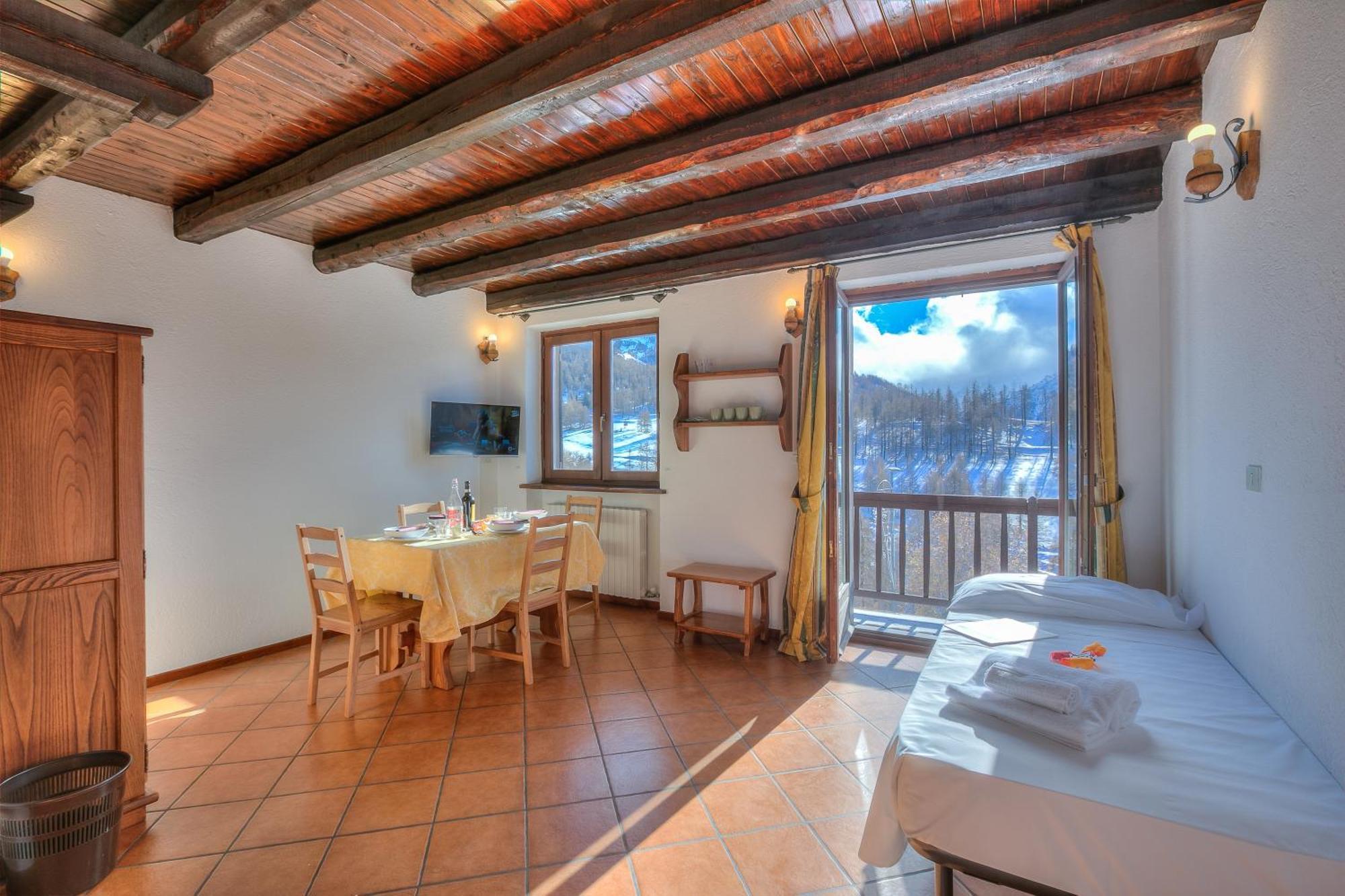 Belvedere Apartments - Happy Rentals Сестриере Экстерьер фото