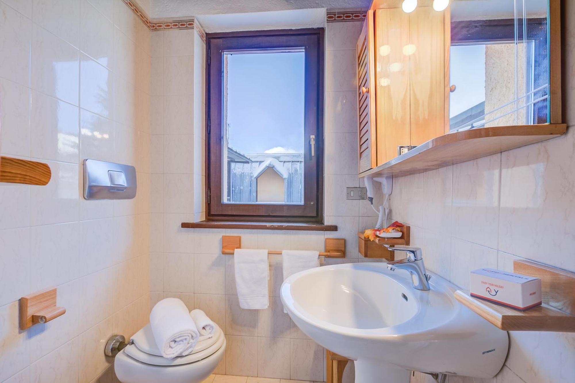 Belvedere Apartments - Happy Rentals Сестриере Экстерьер фото
